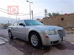کرایسلەر 300